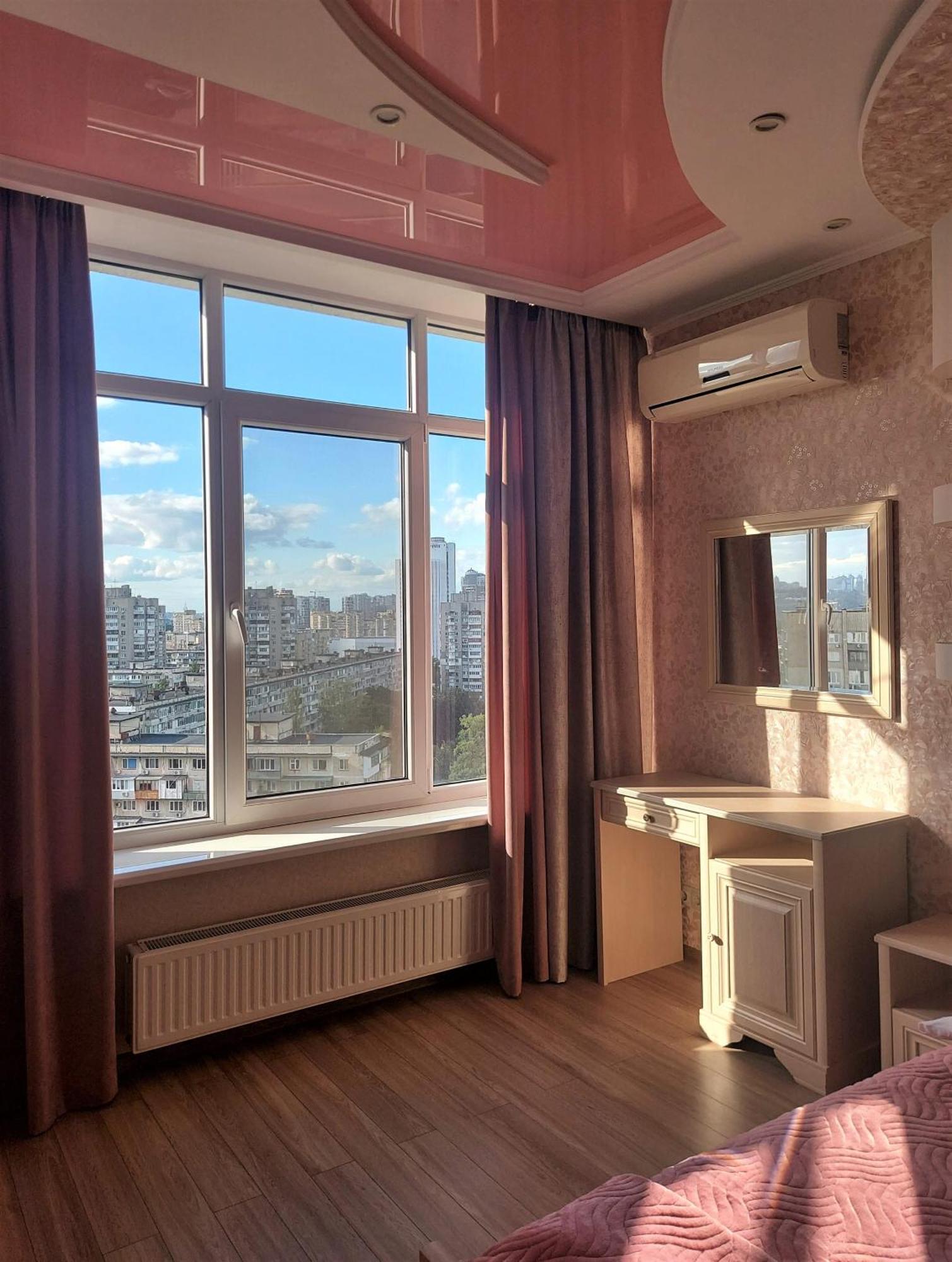 Видові 1К-2К Апартаменти 11,15, 23 Поверхи Kiev Exterior foto
